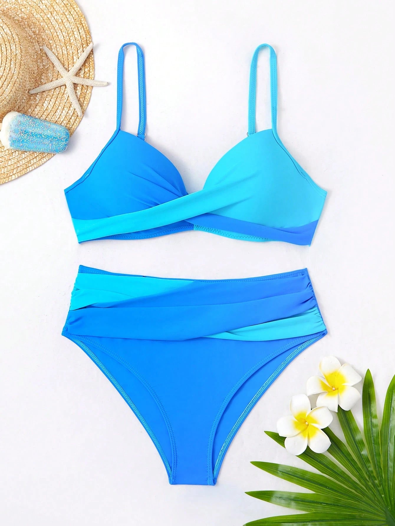 SHEIN Swim Conjunto de Bikini feminino com detalhe transversal em blocos de cores para o verão na praia