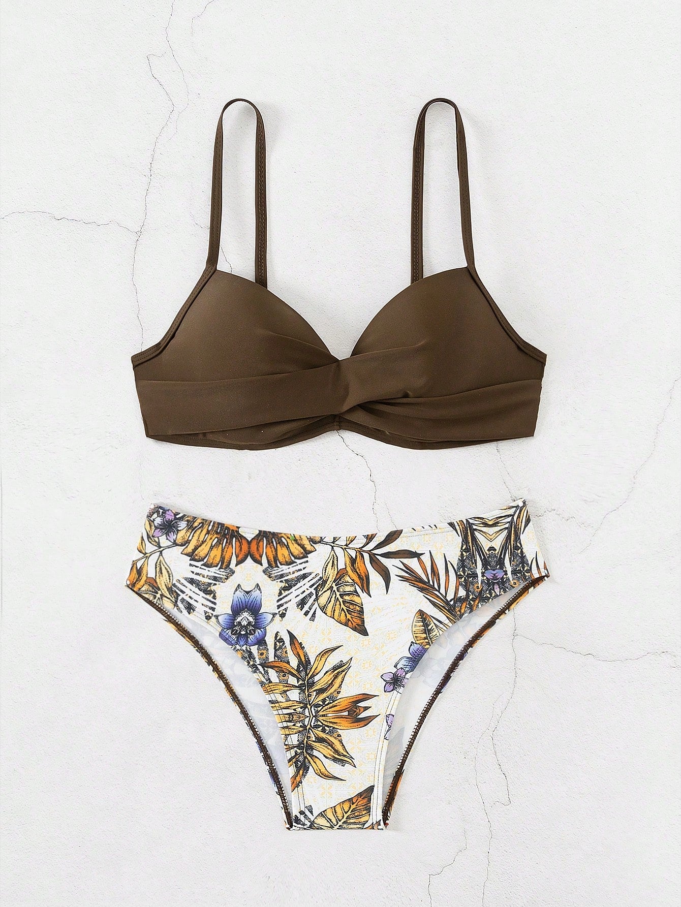Conjunto de Maiô Bikini feminino para o verão com top sem alças cruzado à frente e Bottom de Maiô Bikini imprimido com plantas tropicais, roupa de banho, impressão aleatória