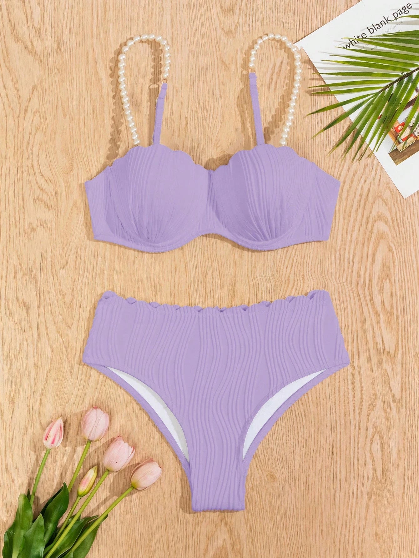 Conjunto de Maiô Bikini Sexy Feminino para o Verão na Praia com tiras de ombro decoradas com pérolas falsas