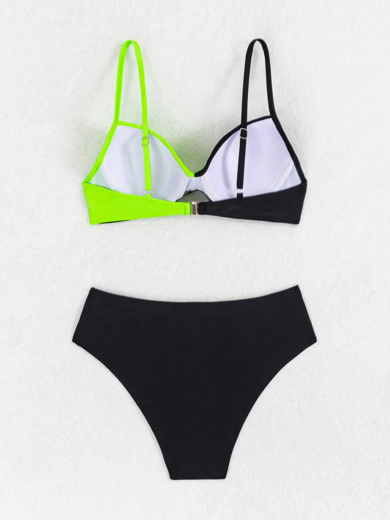 SHEIN Swim Conjunto de Bikini feminino com detalhe transversal em blocos de cores para o verão na praia