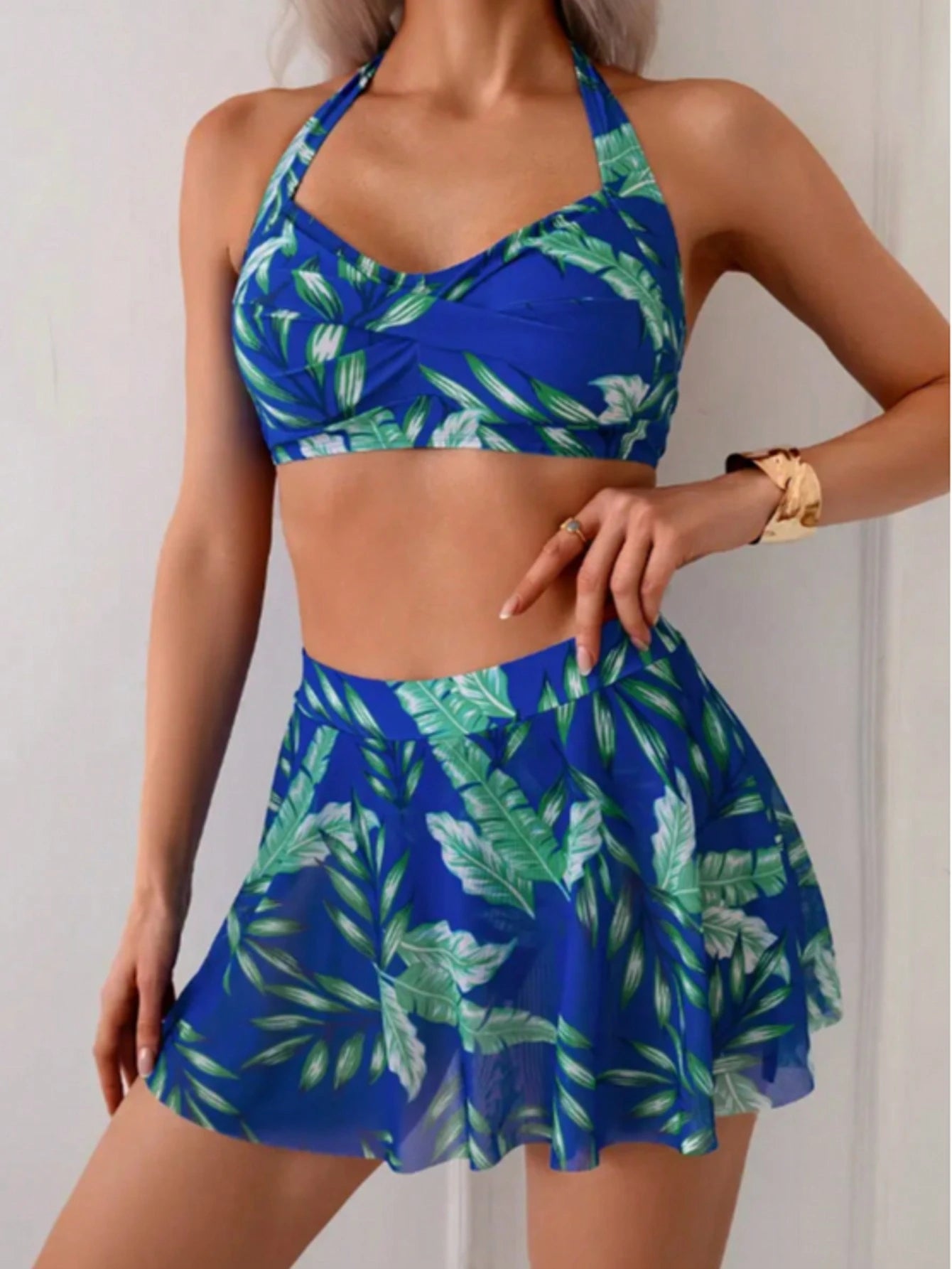 Conjunto de biquíni com estampa tropical e saia Cover Up 2 Piece Swimsuit