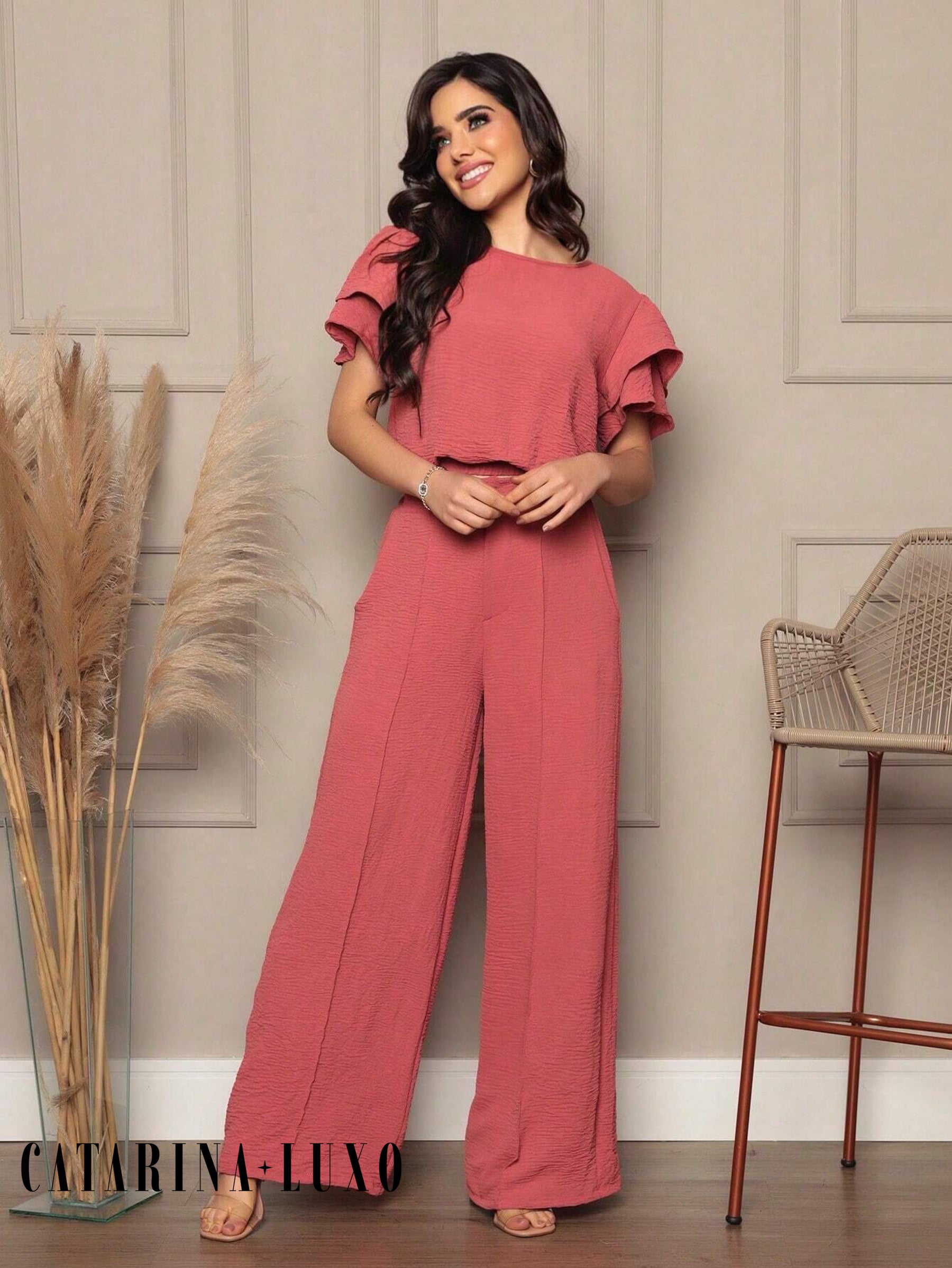 Conjunto Blusa Com Manga Em Camadas E Calça Pantalona Samanta