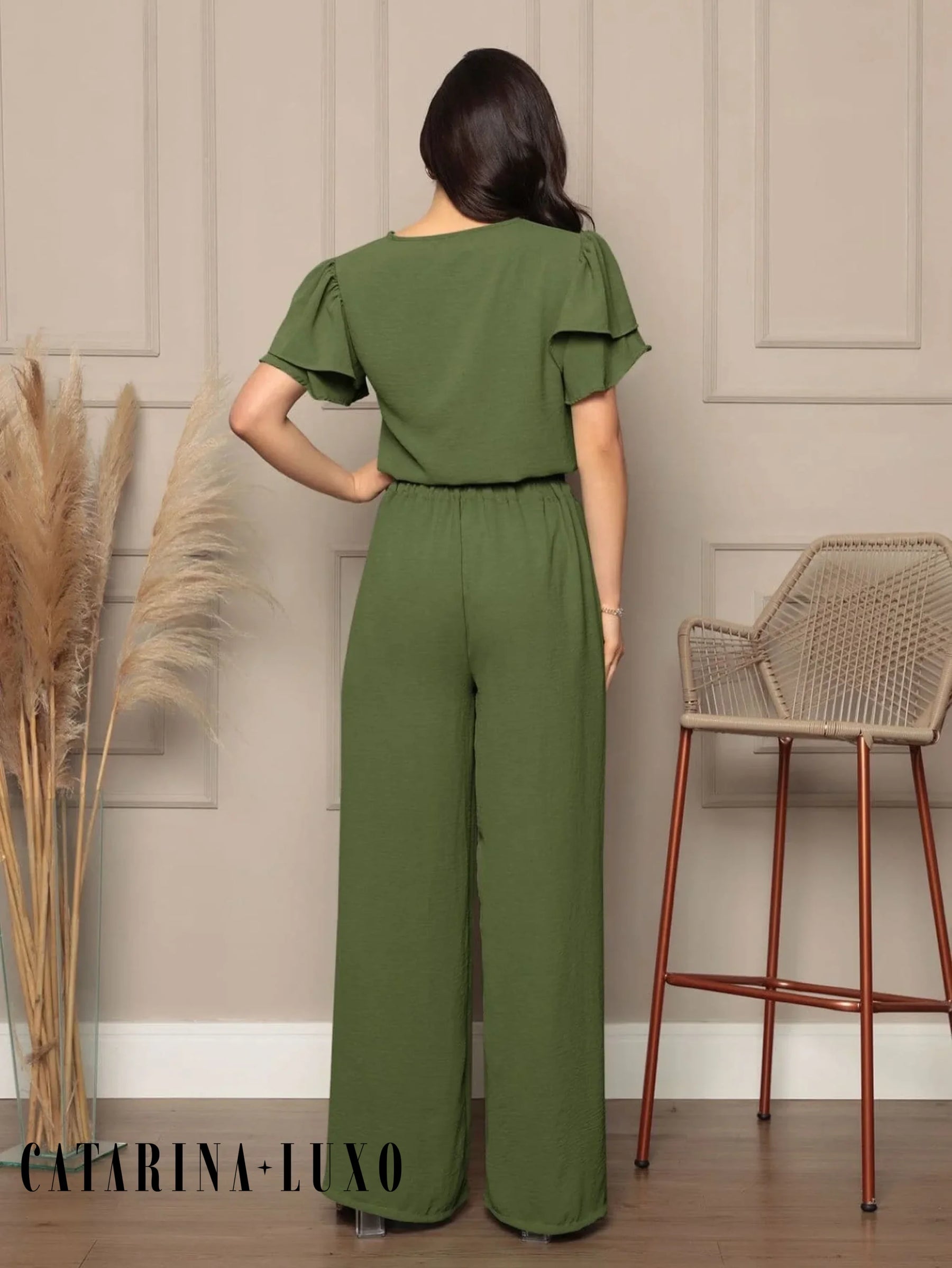 Conjunto Blusa Com Manga Em Camadas E Calça Pantalona Samanta
