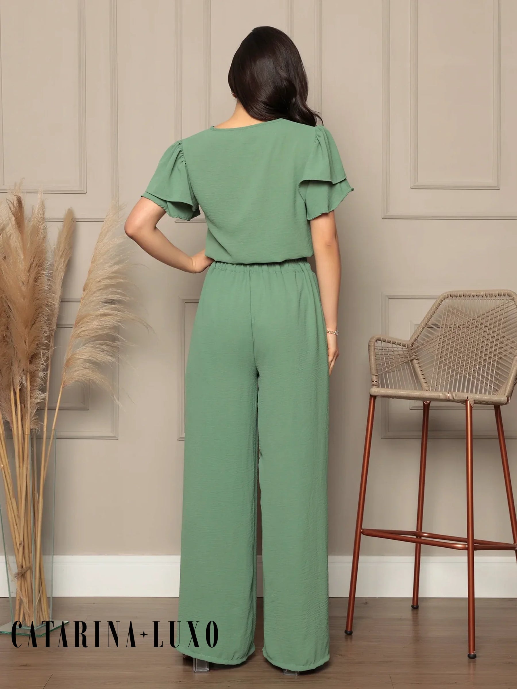 Conjunto Blusa Com Manga Em Camadas E Calça Pantalona Samanta