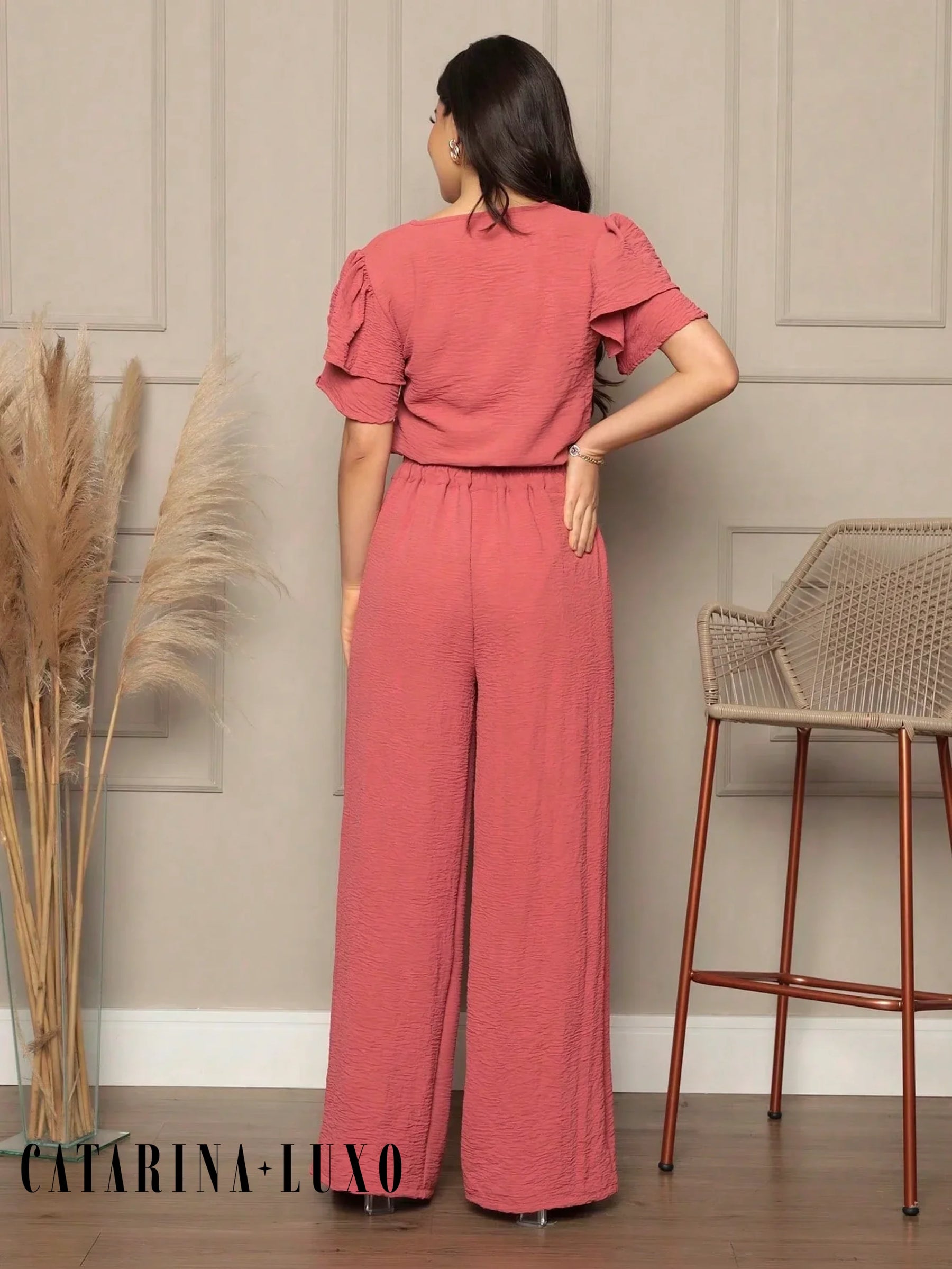 Conjunto Blusa Com Manga Em Camadas E Calça Pantalona Samanta