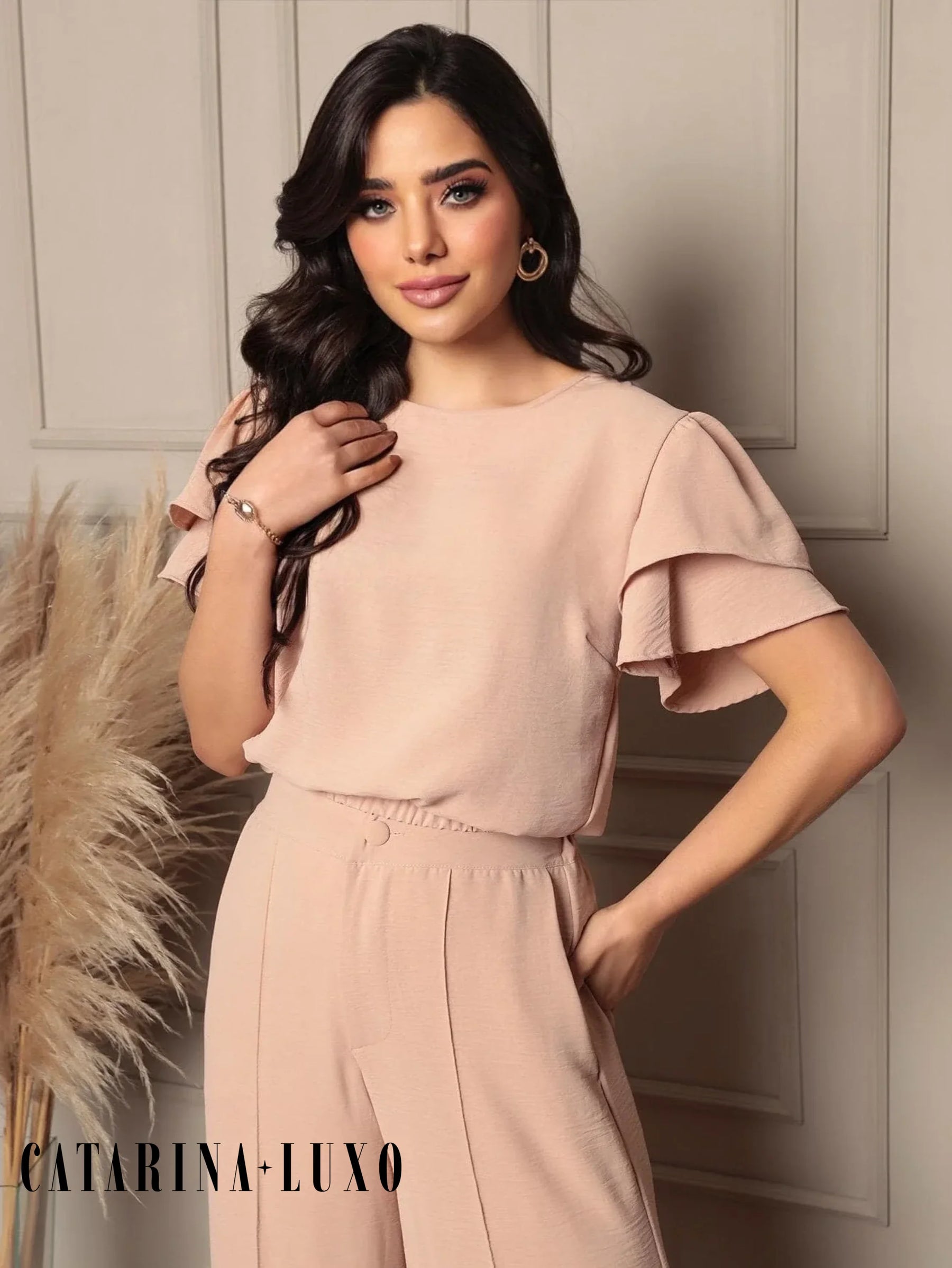 Conjunto Blusa Com Manga Em Camadas E Calça Pantalona Samanta