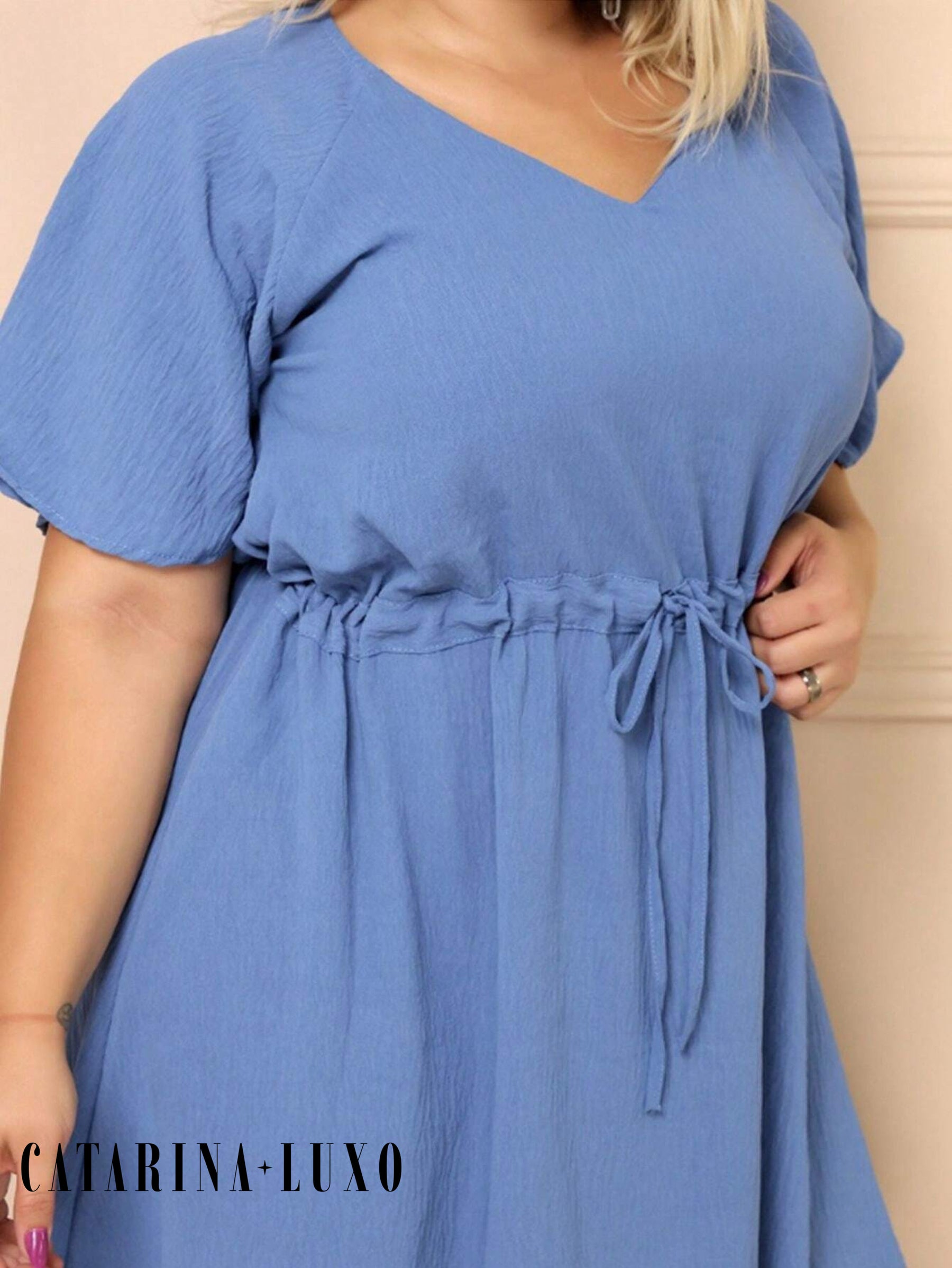 Vestido Com Manga Esvoaçante E Cinto De Amarração Bárbara