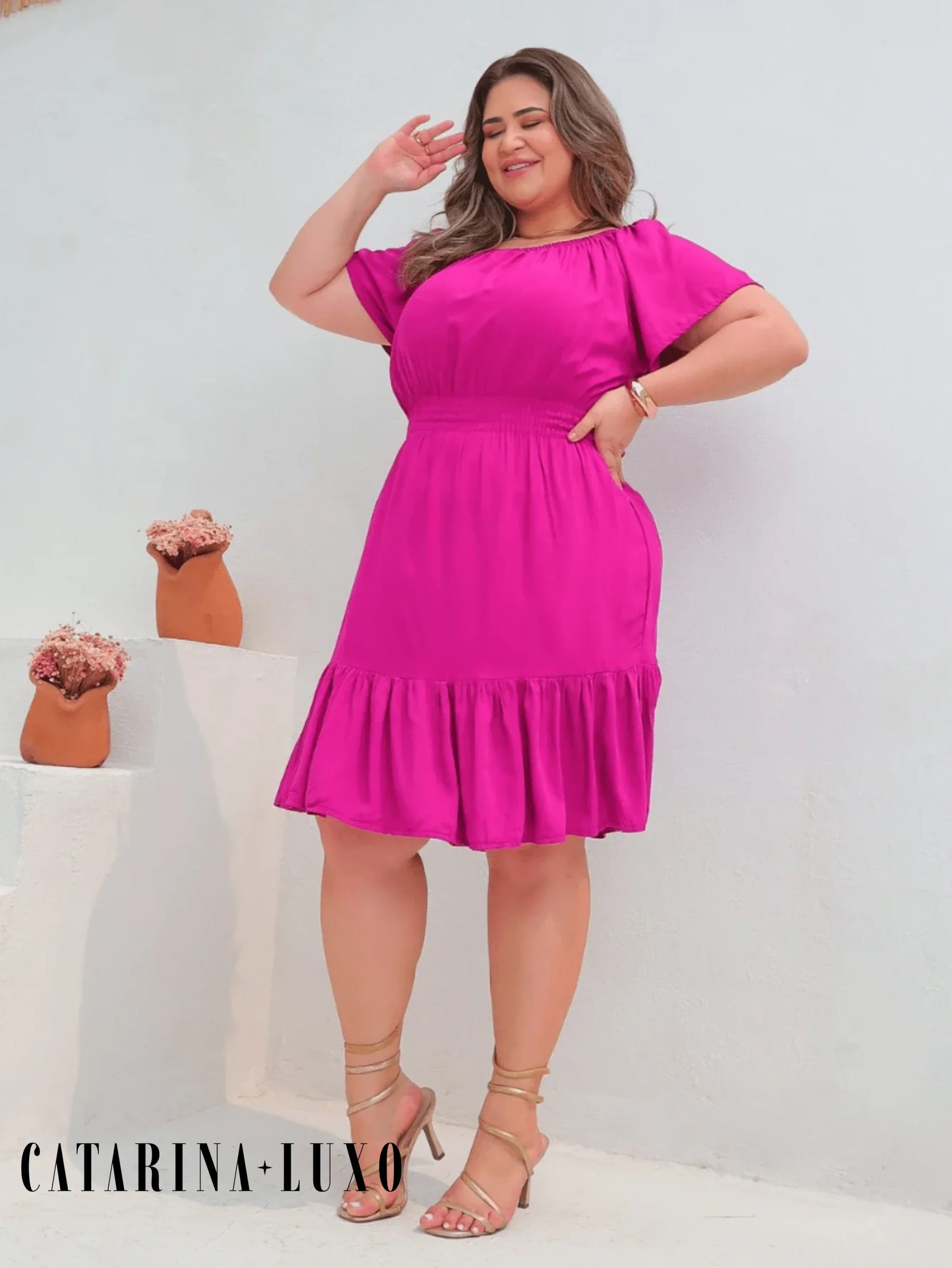 Vestido Curto Acinturado Manga Ombro Á Plus Size Paula Fúcsia / M
