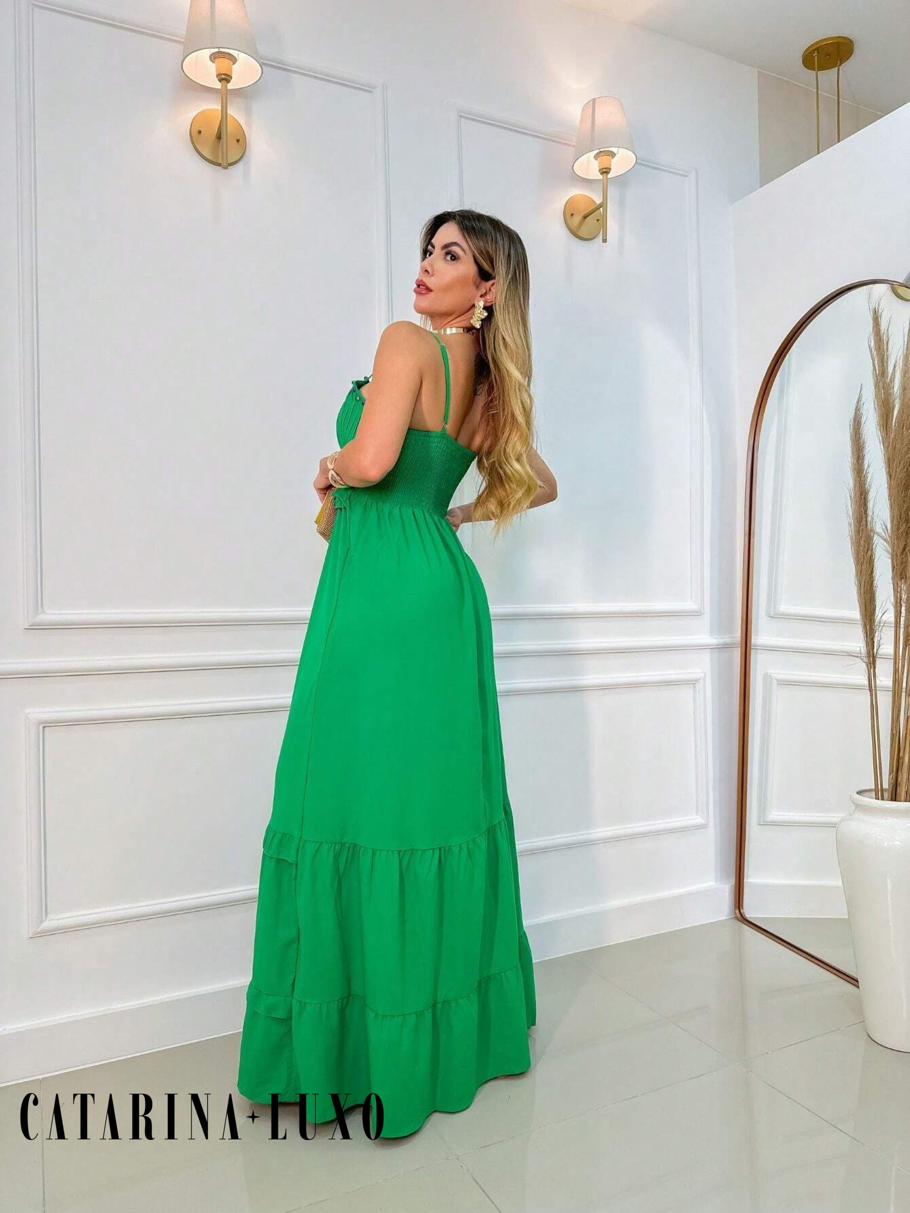 Vestido Longo Franzido Com Babado Isabela