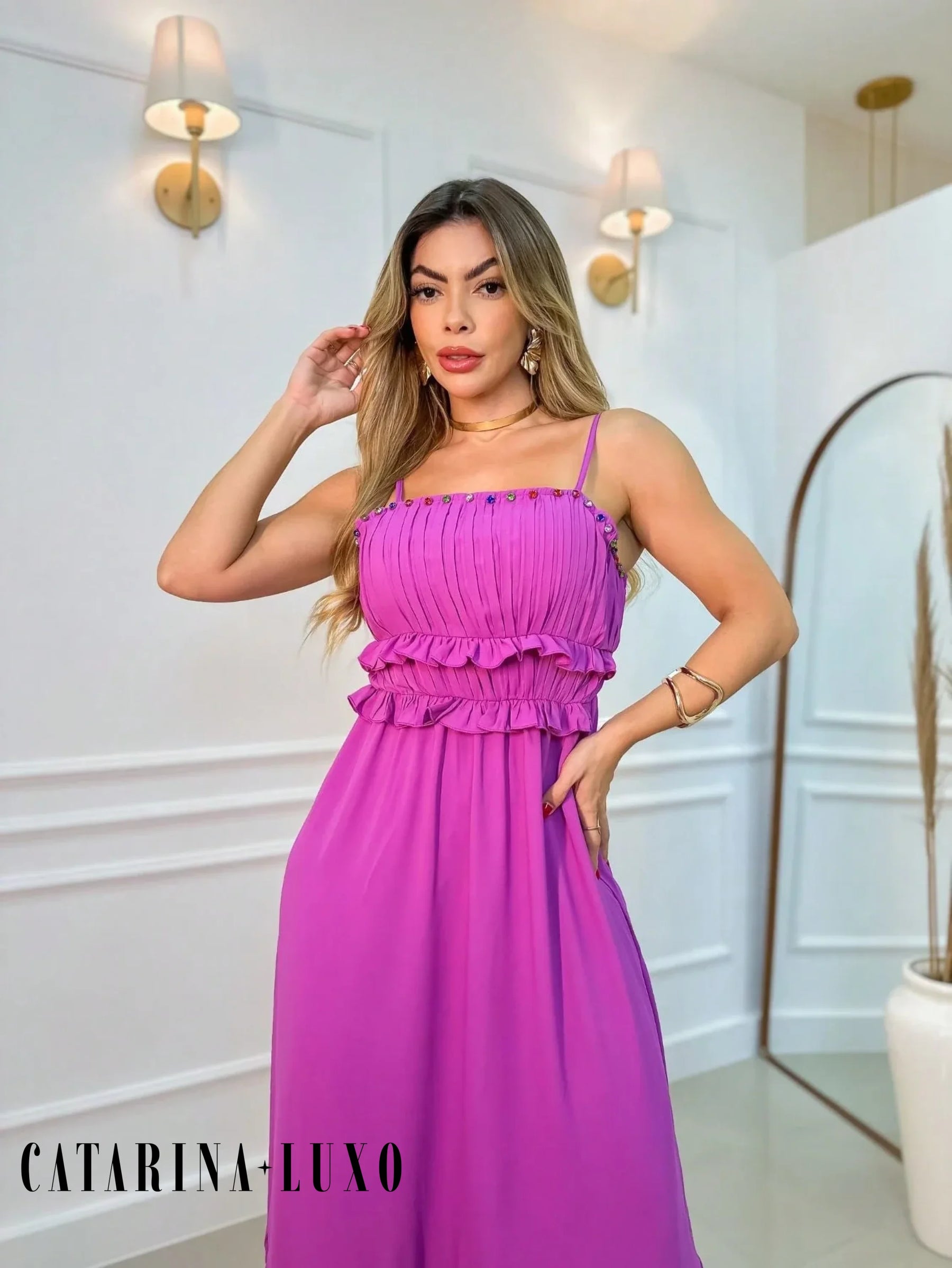 Vestido Longo Franzido Com Babado Isabela