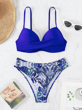 Conjunto de Maiô Bikini feminino para o verão com top sem alças cruzado à frente e Bottom de Maiô Bikini imprimido com plantas tropicais, roupa de banho, impressão aleatória