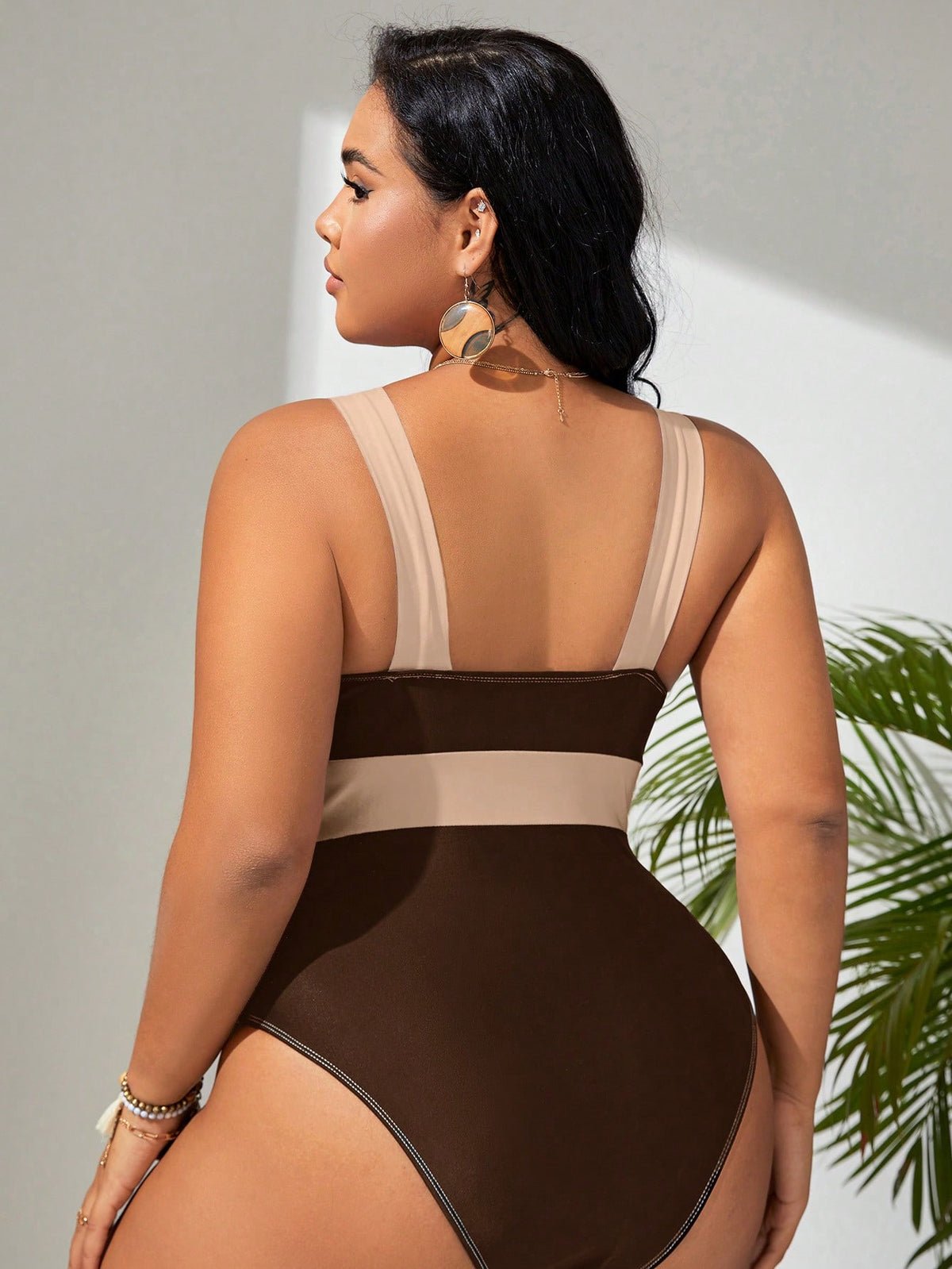 SHEIN Swim Curve Plus Bloco De Cores Gola de Mergulho Fato De Banho De Uma Peça