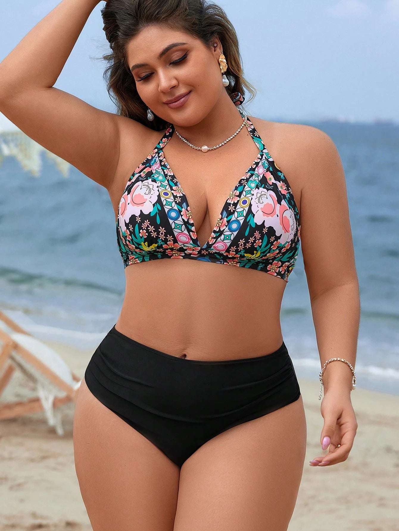 Swim Vcay Conjunto De Biquíni Feminino Plus Size Com Estampa Floral E Gola Halter Com Amarração Na Parte Inferior Lateral