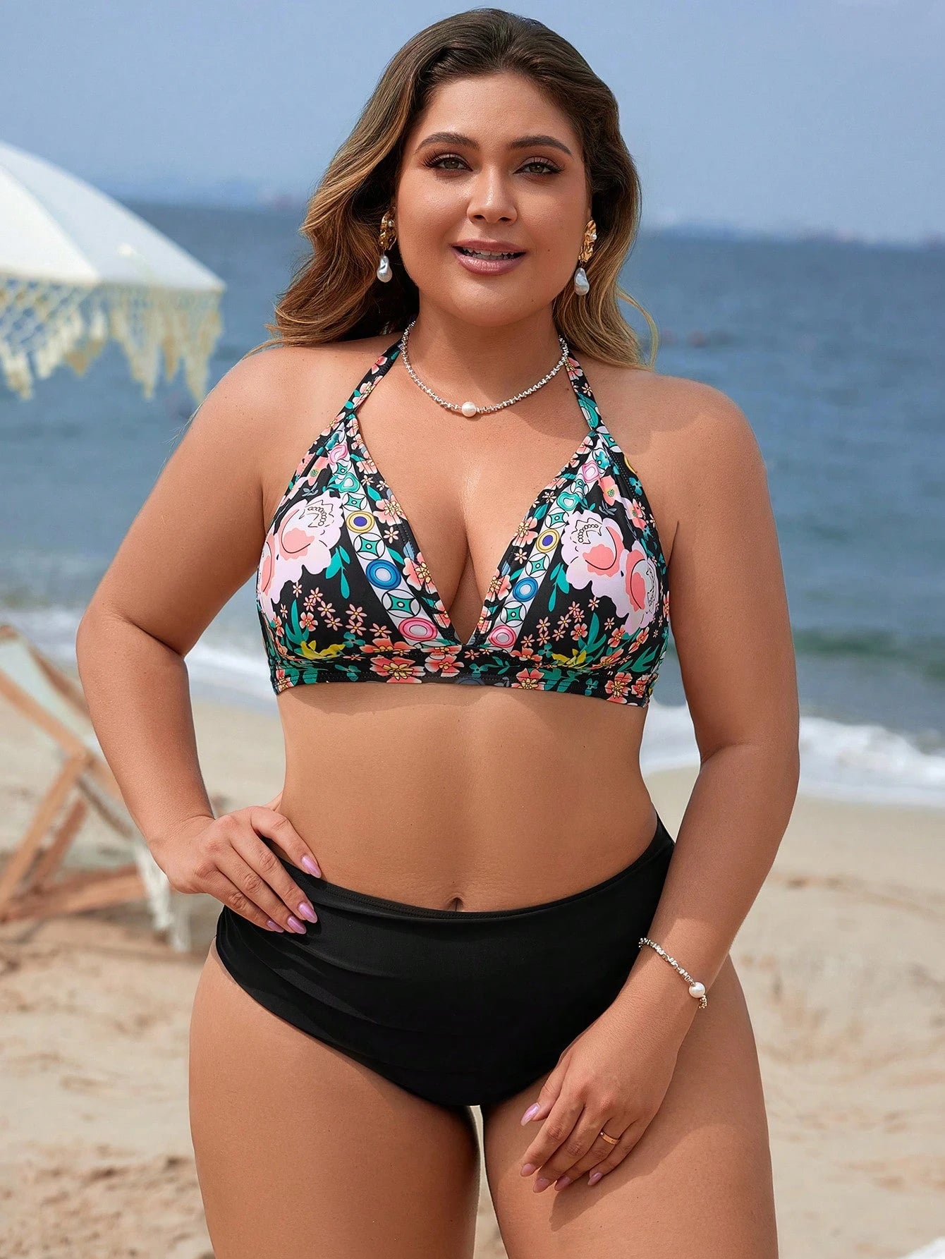 Swim Vcay Conjunto De Biquíni Feminino Plus Size Com Estampa Floral E Gola Halter Com Amarração Na Parte Inferior Lateral
