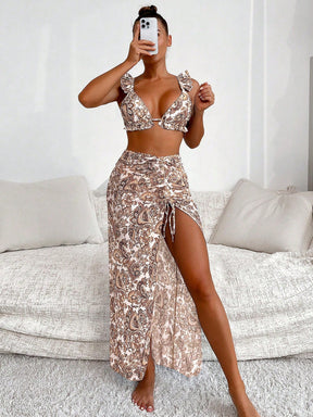 SHEIN Swim Conjunto de biquíni sólido acabamento de folho top & atrevido de baixo & saia de praia 3 peças roupa de banho