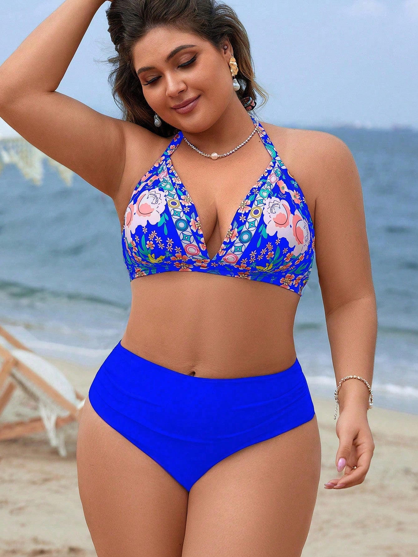 Swim Vcay Conjunto De Biquíni Feminino Plus Size Com Estampa Floral E Gola Halter Com Amarração Na Parte Inferior Lateral