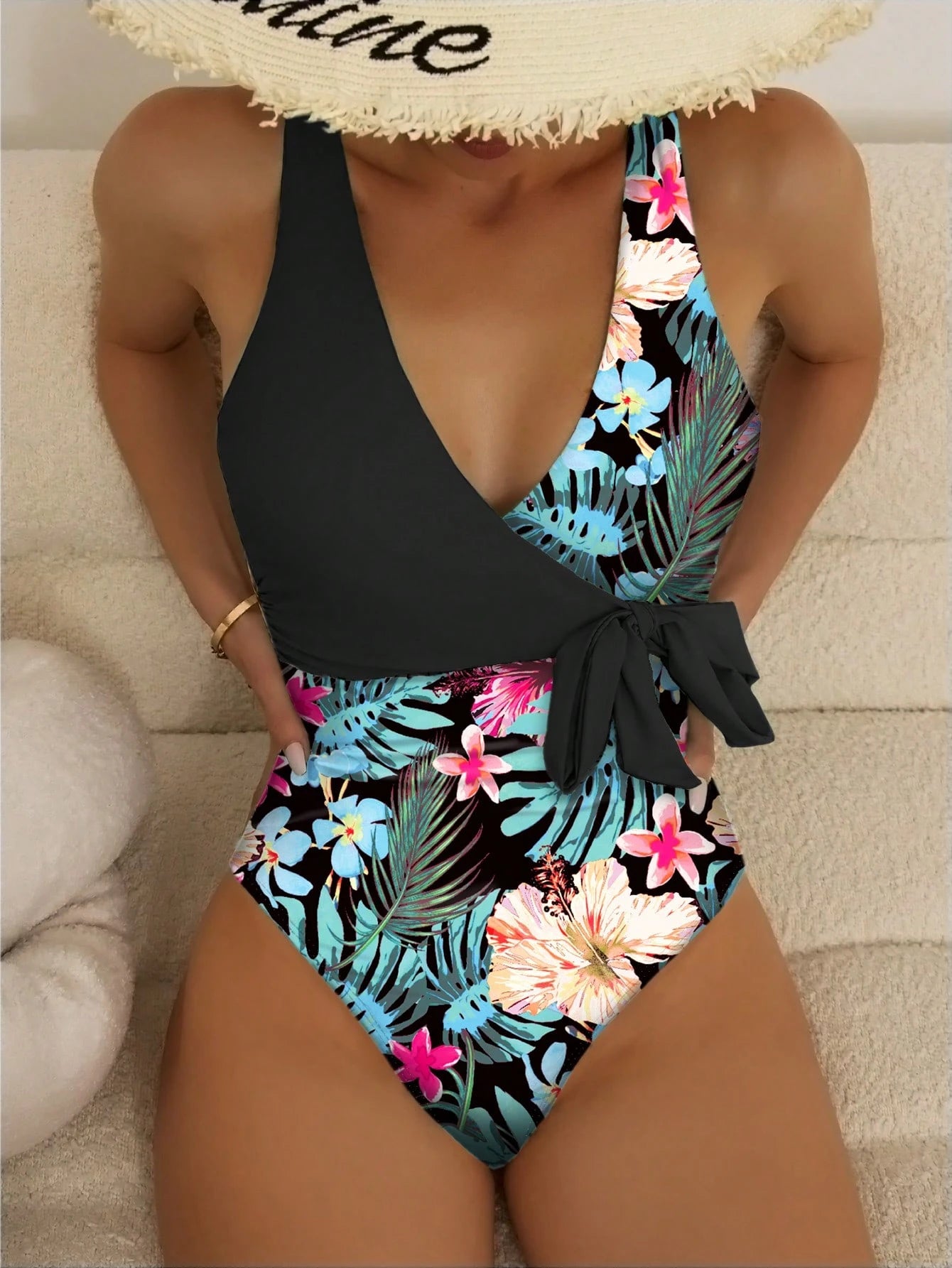 SHEIN Swim Maiô de Peça Única com Alça Destacável, Estampa Aleatória de Verão