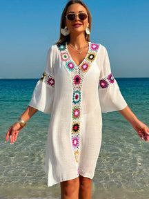 Swim Vcay Roupas de Verão para Mulheres, Vestido Túnica Solto com Decote em V, Manga 3/4, Flor de Crochê em Cor Aleatória, Fenda Lateral, Ideal para Praia e Férias de Verão