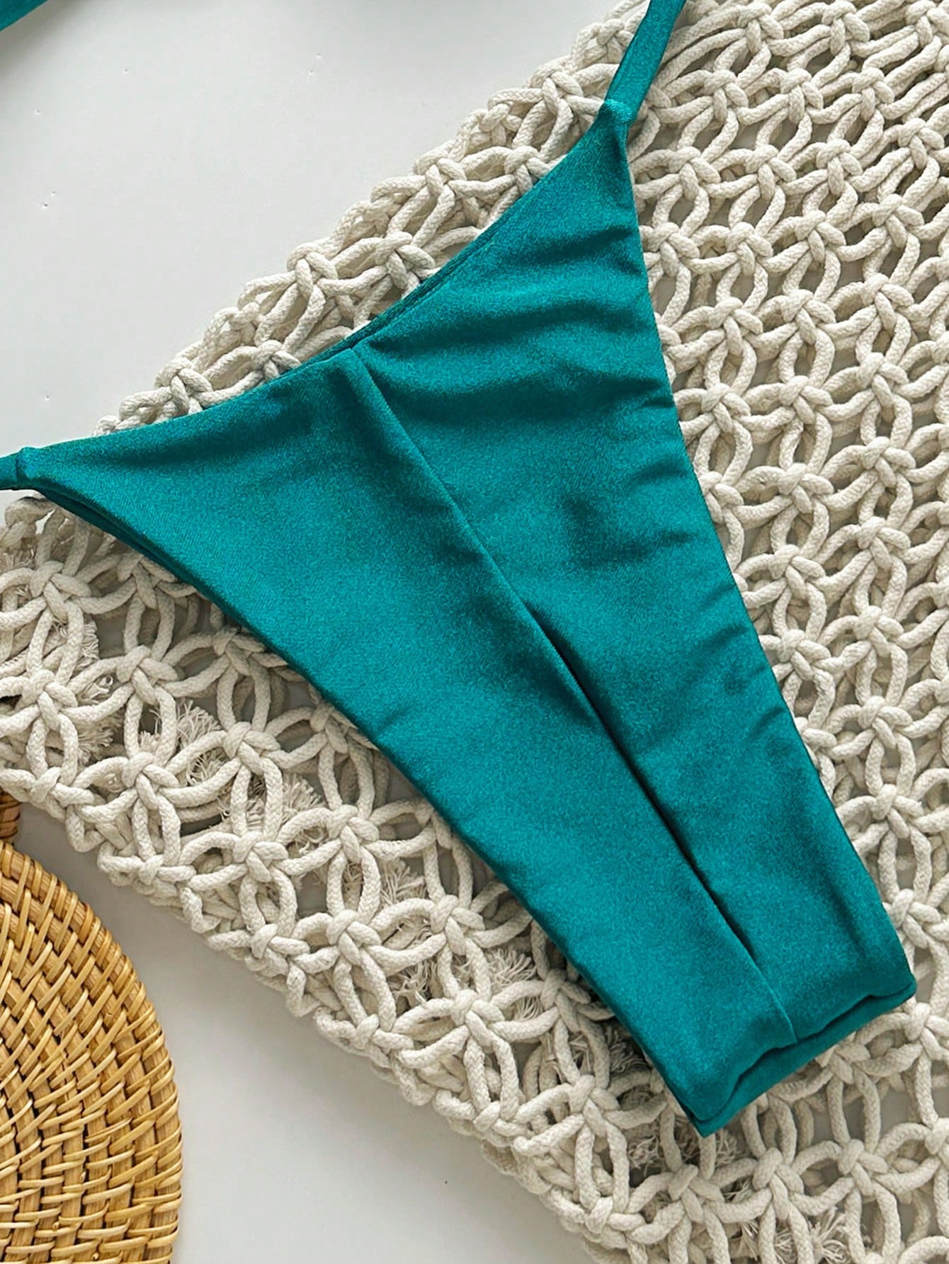 SHEIN Swim Conjunto de Maiô Bikini Feminino Strapless de Verão Solid Color com Amarração e Decoração Metálica, Sexy