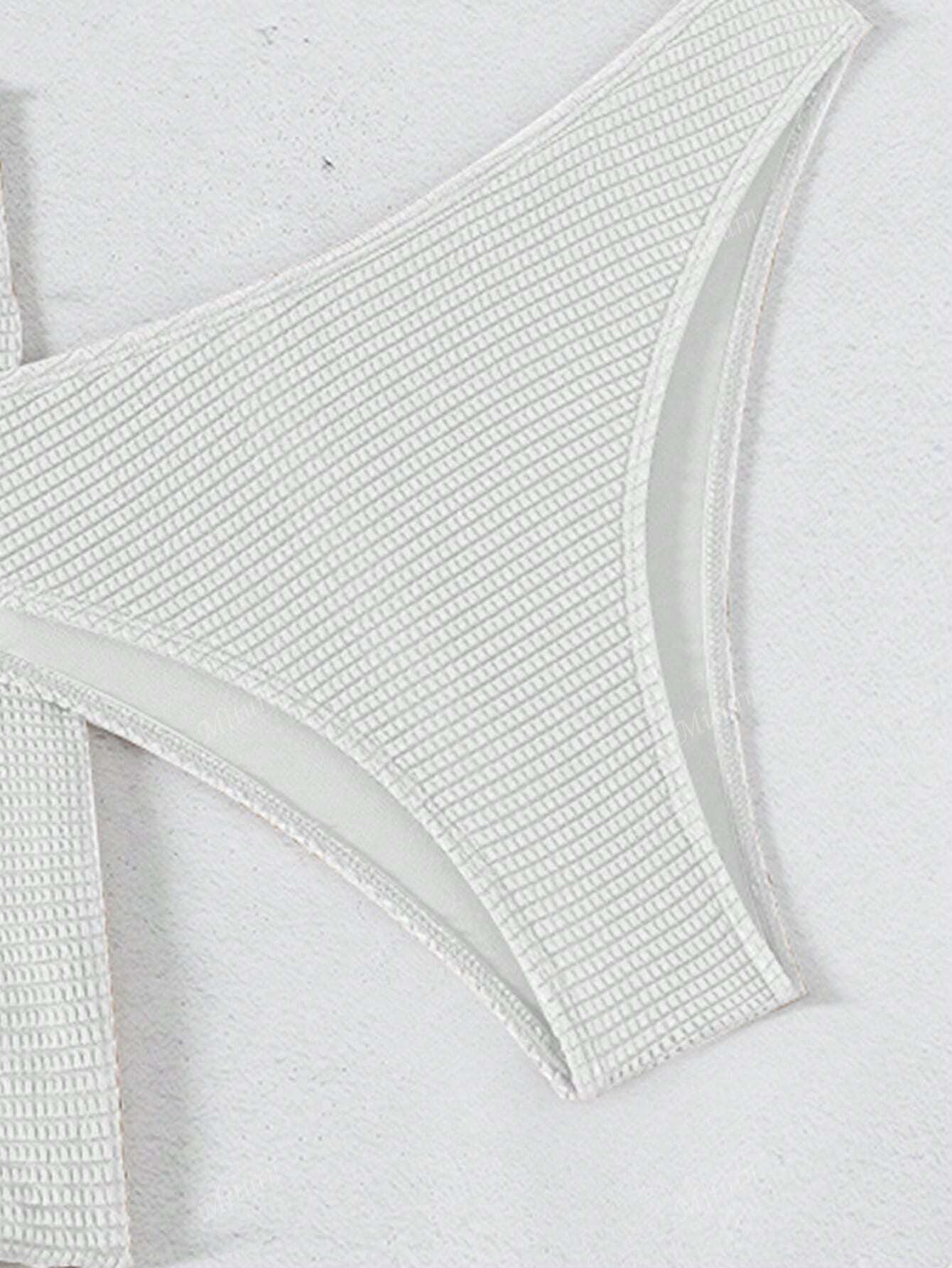 3 Peças Novo Conjunto de Maiô Bikini Fashion Sexy Cor Sólida em Marrom, Para Praia de Verão para Mulheres, Conjunto de Sutiã de Alça e Parte Inferior de Maiô Bikini