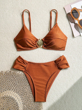 Swim Vcay Conjunto de Maiô Bikini com Alças Finas Plissadas de Corte Alto, Acessórios Metálicos Sexy, Totalmente Vegano, Roupa de Praia de Férias de Primavera para Mulheres, Roupa de Banho de Verão para Mulheres