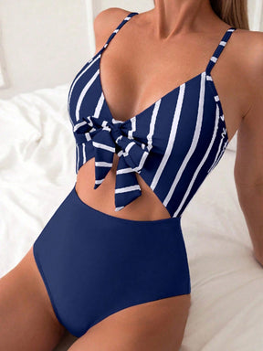 SHEIN Swim Maiô Feminino Listrado Com Recortes Na Cintura E Alças De Espaguete Preto E Branco Para Verão, Praia, Natação E Férias