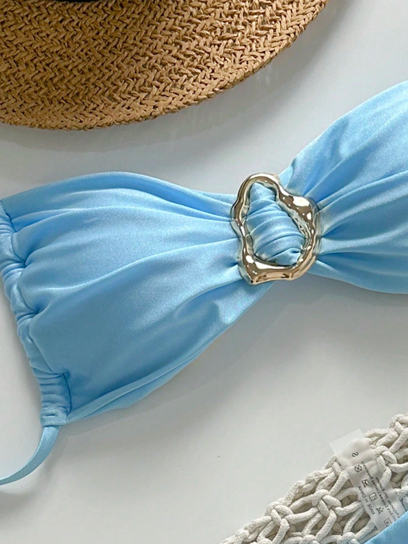 SHEIN Swim Conjunto de Maiô Bikini Feminino Strapless de Verão Solid Color com Amarração e Decoração Metálica, Sexy