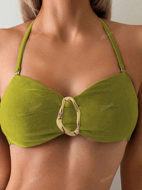 Conjunto de Maiô Bikini Tomara que Caia de Duas Peças de Cor Sólida e Busto Plano, com Acessórios Metálicos no Meio, Adequado para Férias na Ilha, Fotografia, Natação, para a Praia no Verão