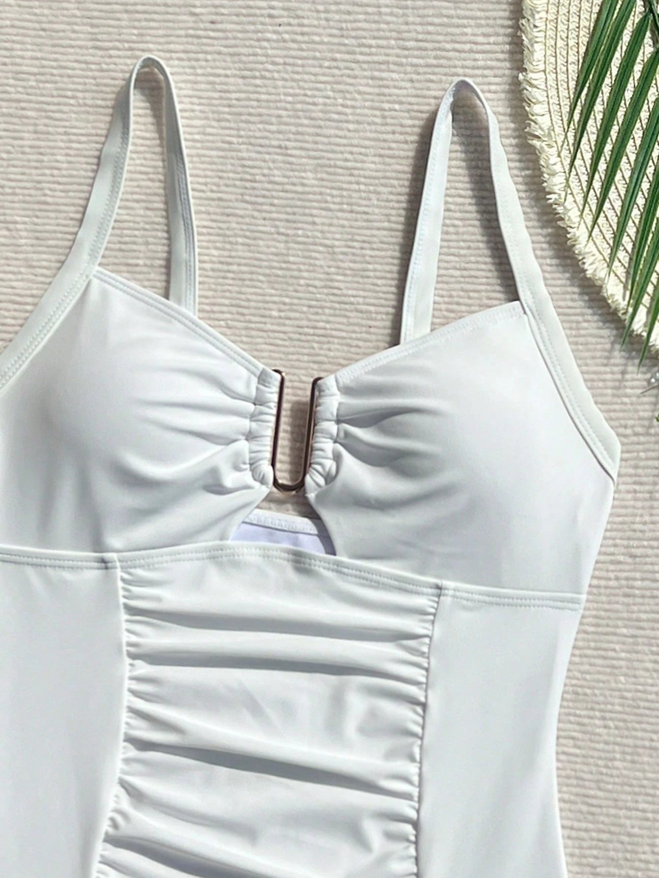 SHEIN Swim Maiô Feminino de Cor Sólida Com Decote em U e Recorte, Verão