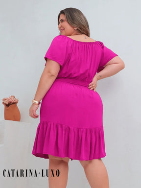 Vestido Curto Acinturado Manga Ombro Á Plus Size Paula