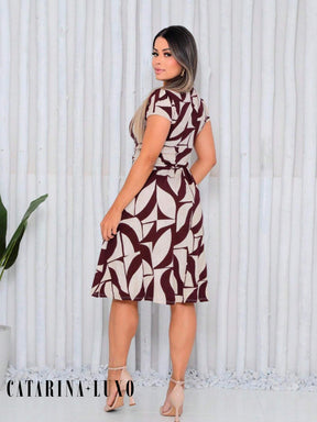 Vestido Mídi Gola Quadrada Estampado Cecília